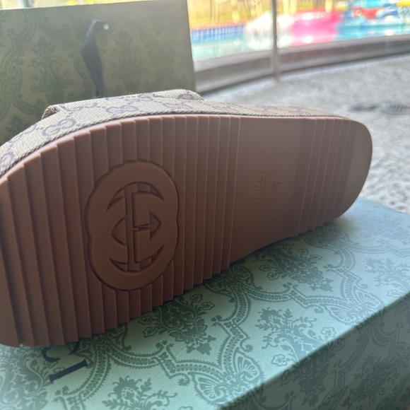 Women platform slide sandal - Picture 3 of 3